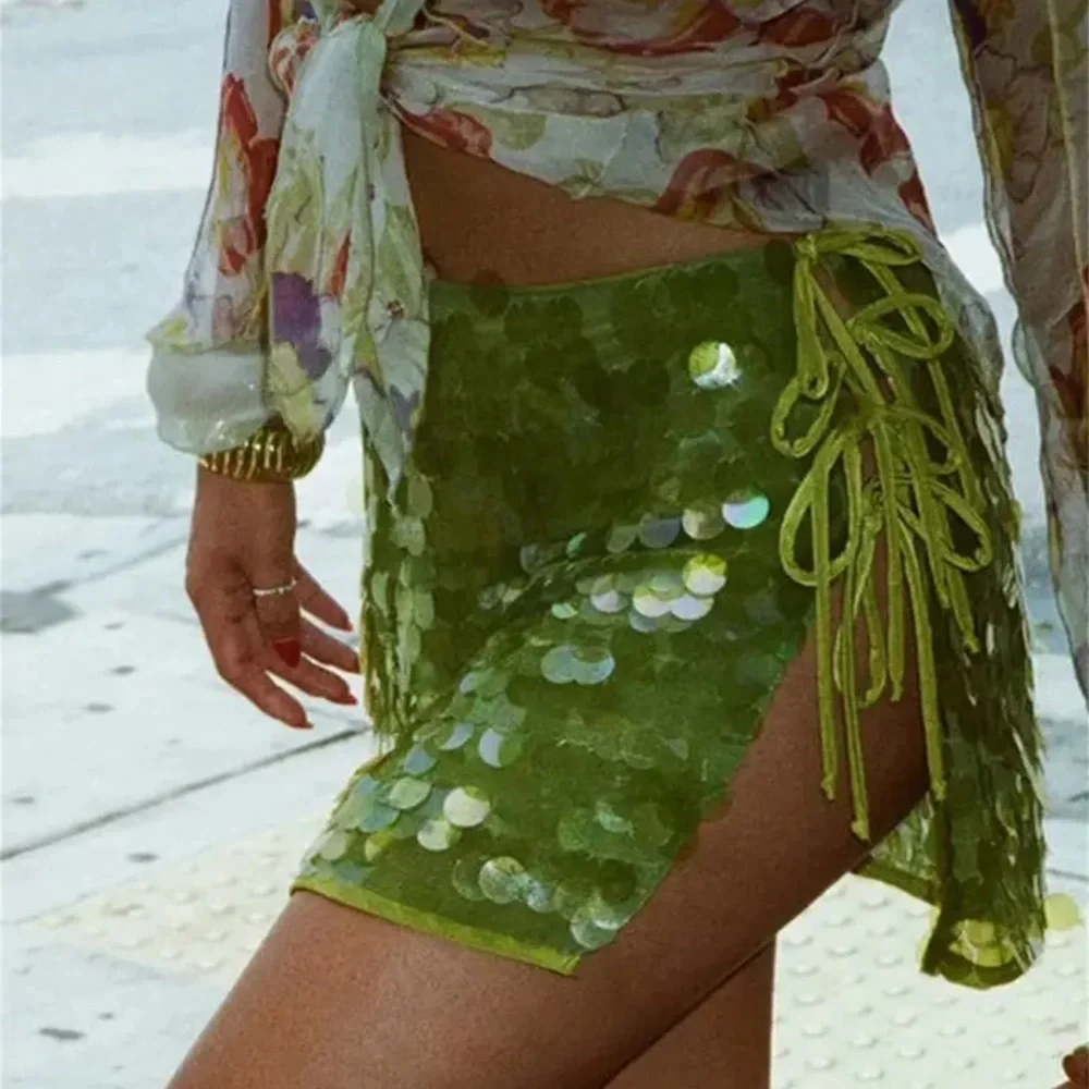 FINAL PRICE ❤️‍🔥 NWOT GREEN SEQUIN MINI SKIRT SIZE SMALL - Picture 2 of 14